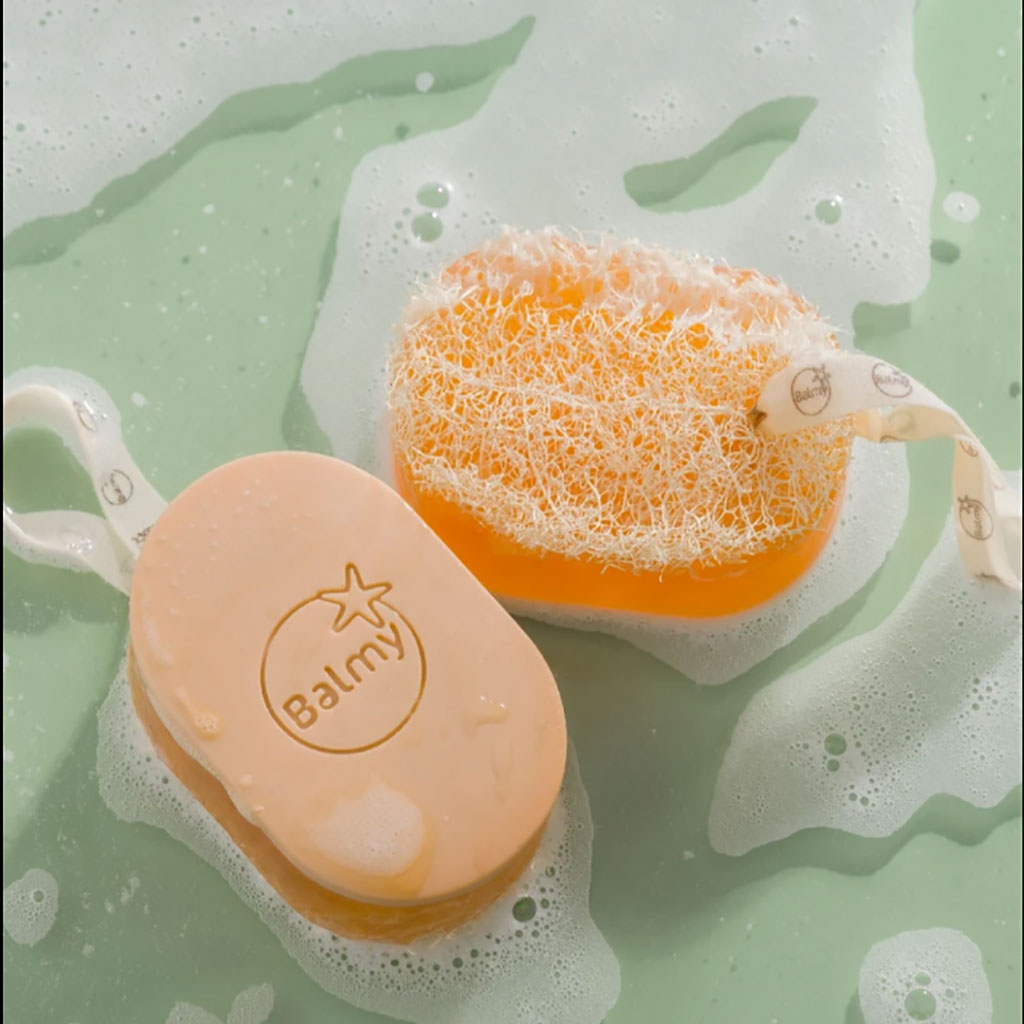 Amber Woods And White Musk Soap With Natural Loofah