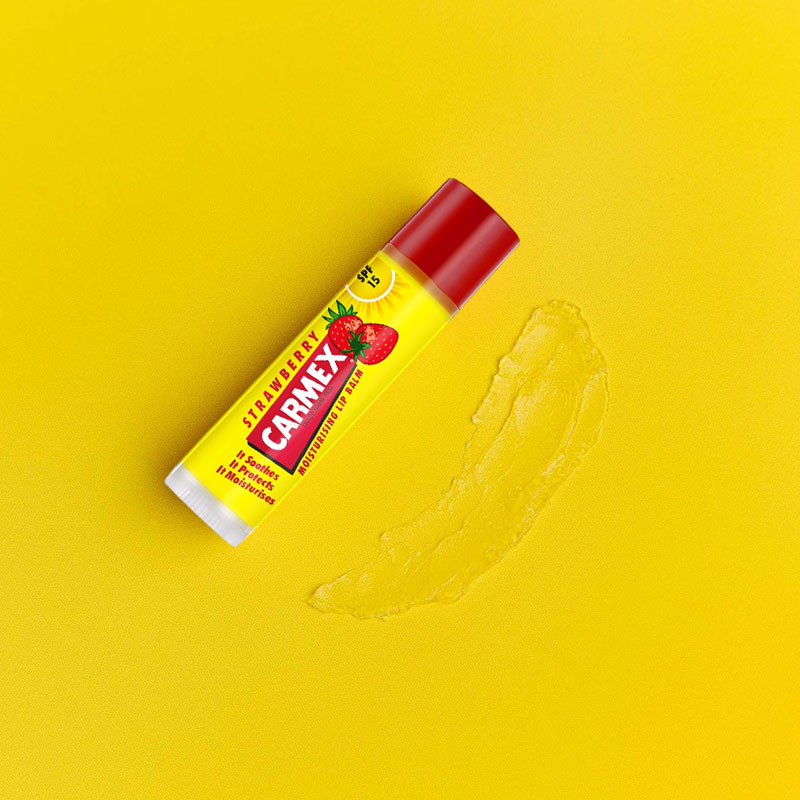Carmex Moisturising Lip Balm Stick Strawberry
