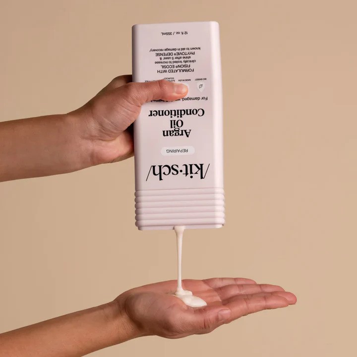 Kitsch Repairing Agran Oil Conditioner