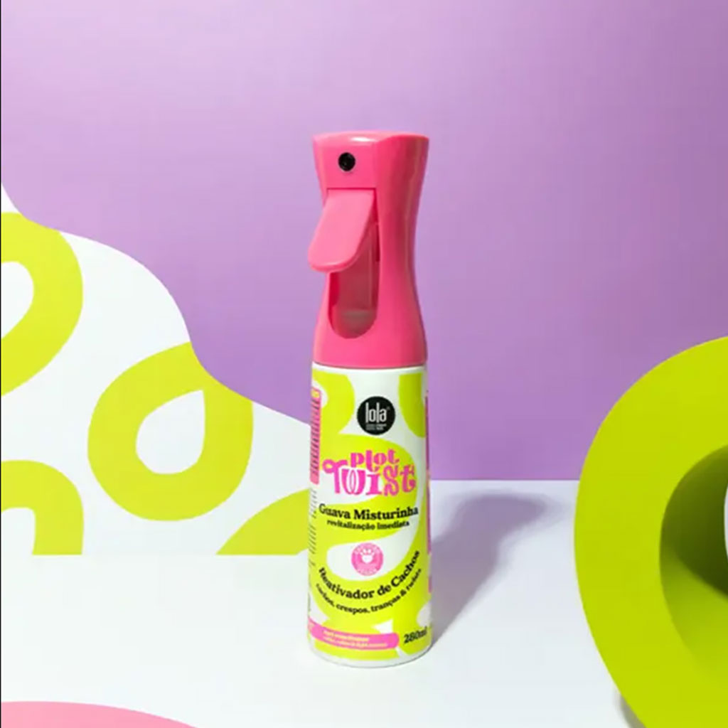 Plot Twist Guava Curl Reactivating Mist