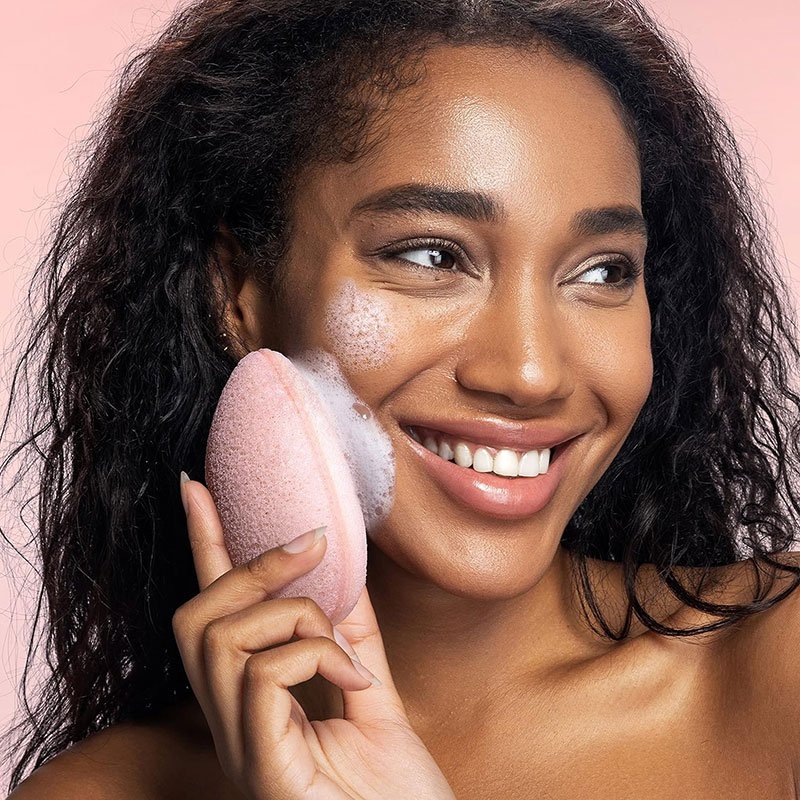 Real Techniques Miracle Cleansing Sponge