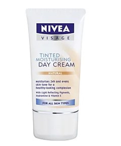 Nivea Visage Tinted Moisturising Day Cream